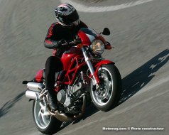 Ducati 1000 Monster S2R