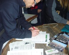 La FFMC 59 fait signer en masse sa pétition contre le (...)
