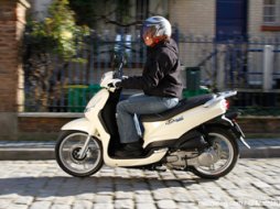 Peugeot Tweet 125