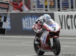 WSBK Phillip Island : Checa ouvre la saison avec un (...)
