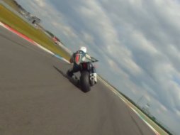 Vidéo : une Diavel sur circuit, ça donne quoi ? Vidéo : une Diavel sur circuit, ça donne quoi ?
