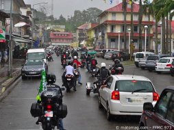 Manifestation en Guyane : les motards bravent la (...)