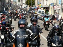 Manif 10 septembre : 1000 motards défilent à Limoges Manif 10 septembre : 1000 motards défilent à Limoges