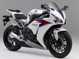 Nouveauté moto 2012 : Honda CBR 1000 RR Fireblade Nouveauté moto 2012 : Honda CBR 1000 RR Fireblade