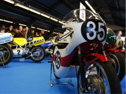 Salon Moto Légende 2011 : à la recherche du temps (...)