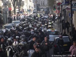 Manif moto 24 mars Maine-et-Loire : 850 motards d'Angers à (...) Manif moto 24 mars Maine-et-Loire : 850 motards (...)