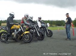 Stage piste pour mécanos moto