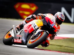 MotoGP des Pays-Bas : victoire facile de Stoner, (...)
