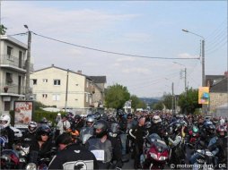 Anti-contrôle technique : 260 motards rencontrent un (...)