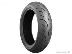 Pneus moto : le Bridgestone T30 succède au BT-023