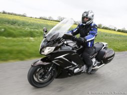 Yamaha FJR 1300 AS : une GT plus en phase Yamaha FJR 1300 AS : une GT plus en phase