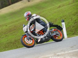 Essai KTM Duke 390 : label jeune autrichien (+vidéo)
