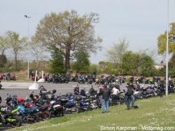 Manifestation FFMC 50 : 250 motos de la Manche ont convergé vers Caen (...) Manifestation FFMC 50 : 250 motos de la Manche ont (...)