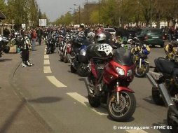 Manifestation FFMC 61 : 250 motards au départ d'Argentan Manifestation FFMC 61 : 250 motards au départ d'Argentan