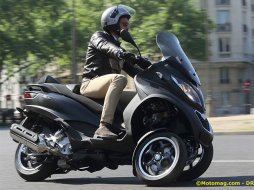 Piaggio MP3 500 Sport : le 3-roues reçoit de l'assistance