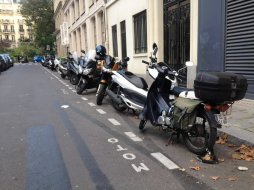 Stationnement motos à Paris - La bombe à retardement Arton38584-5e69f