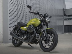 Moto Guzzi V7 Sport 2025 : un bel hommage ?