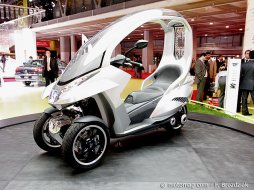 Paris : Mondial… Peugeot fait aussi son trois-roues ! Paris : Mondial… Peugeot fait aussi son trois-roues (...)