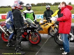Premier "passeport circuit"… pour motards inoxydables (...) Premier "passeport circuit"… pour motards (...)