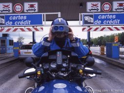"Sécurité" routière : les gendarmes sommés de faire du (...) "Sécurité" routière : les gendarmes sommés de (...)