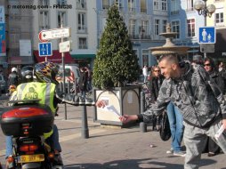 Manifs festives à Grenoble (22/03/2009) : 1200 motards (...)