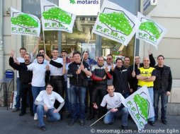 Manif "anti-VE" : 2 500 motards lyonnais pour fêter la victoire (...) Manif "anti-VE" : 2 500 motards lyonnais pour (...)