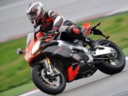 Aprilia 1000 RSV4 Factory