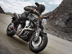 Yamaha 1700 MT-01