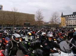 Manif à Nancy (54) : les motards prennent le bus ! (...)