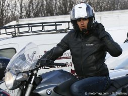 Radio, GPS… 9 kits mains-libres à l'essai
