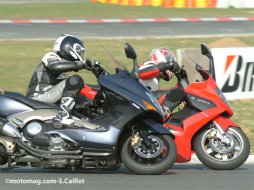 Votre scoot' et votre moto en piste avec les Opens mutuelle des motards (...) Votre scoot' et votre moto en piste avec les Opens (...)