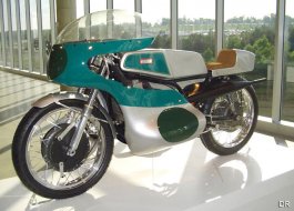 Motos anciennes et de l'Est : 125 motos de 125 cm3 (...)