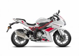 Nouveauté moto 2016 : la sportive Benelli Tornado (...)