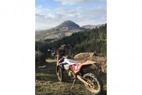Une formation pour devenir guide de randonnée en moto (...)