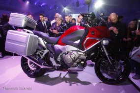 Milan - Nouveauté moto 2012 : Honda 1200 Crosstourer