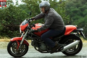 Ducati 620 Monster i.e. S