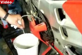 Changer le liquide frein/embrayage Changer le liquide frein/embrayage