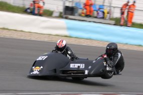 Side-car : temps béni pour le championnat RSCM à Croix-en-Ternois (...) Side-car : temps béni pour le championnat RSCM à (...)