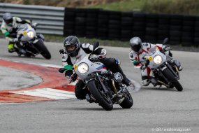 Essai circuit de la BMW NineT Racer : étonnante (...)