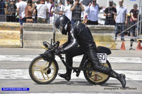 Les Triplettes de Bonneville : un week-end à la chasse des records de (...) Les Triplettes de Bonneville : un week-end à la chasse (...)