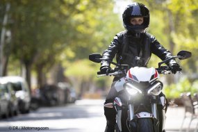 La Triumph Street Triple S reste sur le devant de la (...)