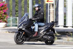 Essai Kymco Xciting S 400i (2019) : difficile à battre (...)