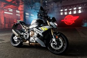 BMW S 1000 R 2021 : l'Allemagne contre-attaque (...)
