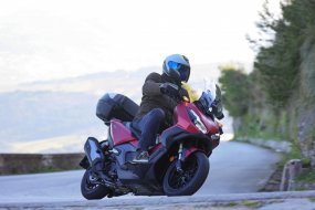 Essai Honda ADV 350 : quand Daktari descend en (...)