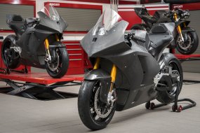 La Ducati V21L entre en production