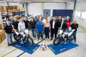 La FFM reçoit 30 nouvelles motos électriques pour le (...)