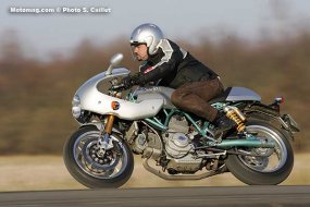 Ducati 1000 Paul Smart
