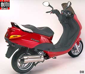 Peugeot 125 Elyséo : luxe