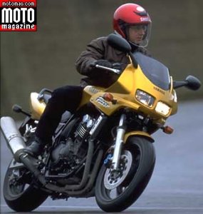 Yamaha 600 FZS Fazer : position