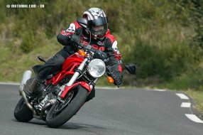 Ducati 695 Monster
